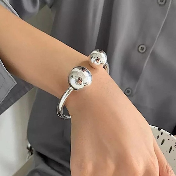 SILVER BALL BANGLE ADJUSTABLE BRACELET - Picture 3 of 6